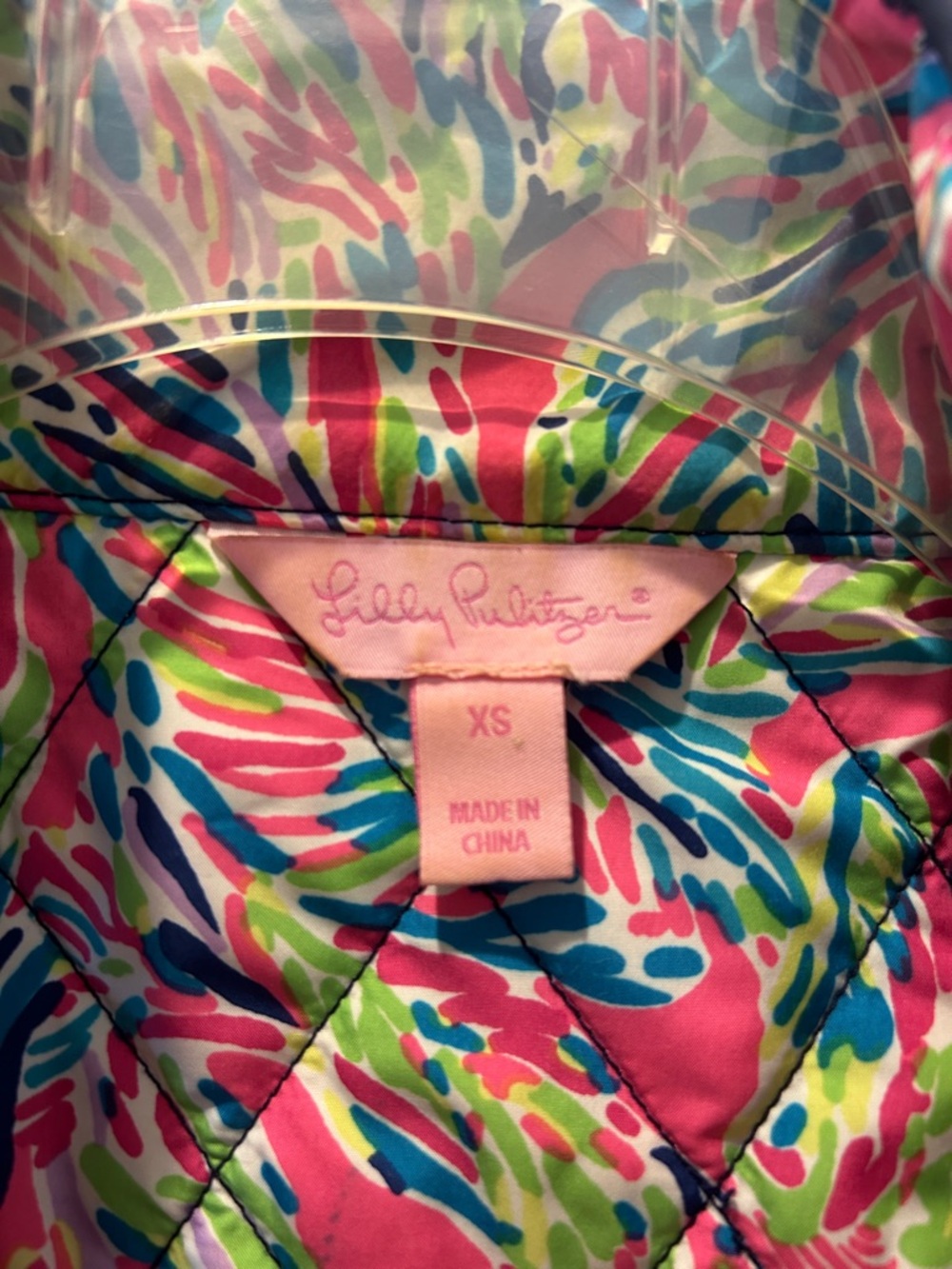 Lilly Pulitzer Pink Navy Multicolor Quilted Vest Liner - Picture 2 of 8